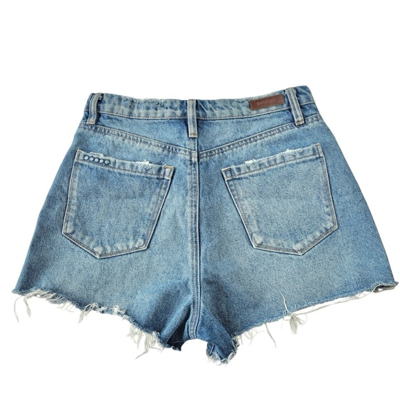 NWT Blank NYC Light Blue Jean Shorts size 27 - Picture 2 of 11